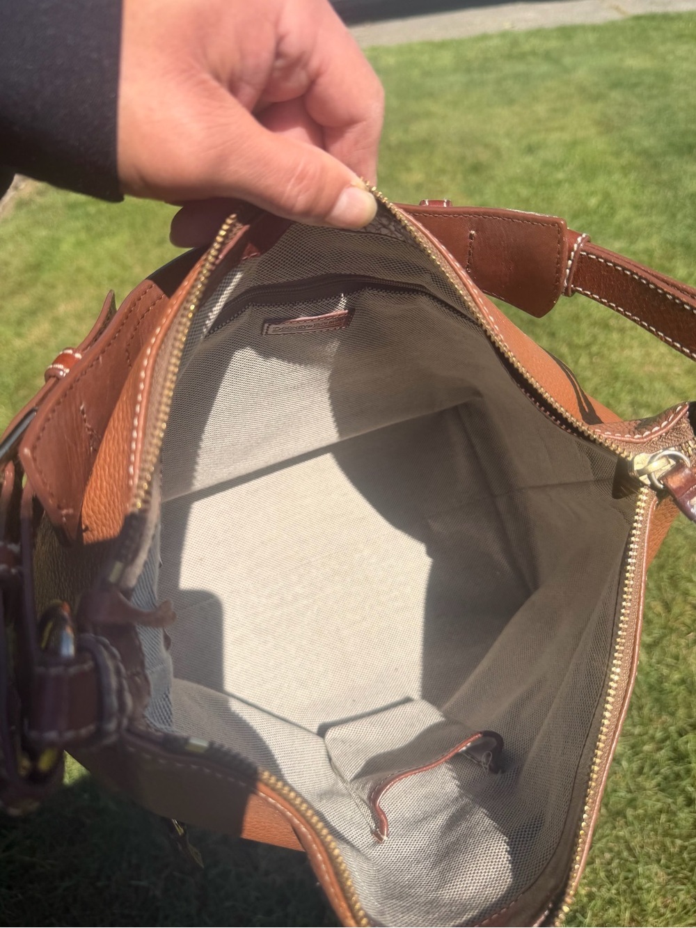 Dooney & Bourke - Picture 2 of 10